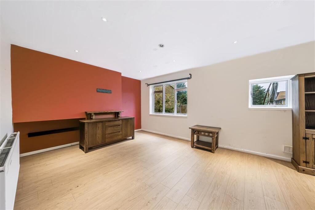 House in London, Putney Vale - View 3