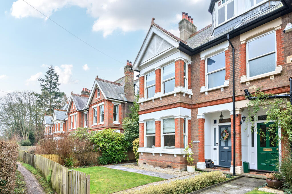 Main image of property: London Road, Little Kingshill, HP16