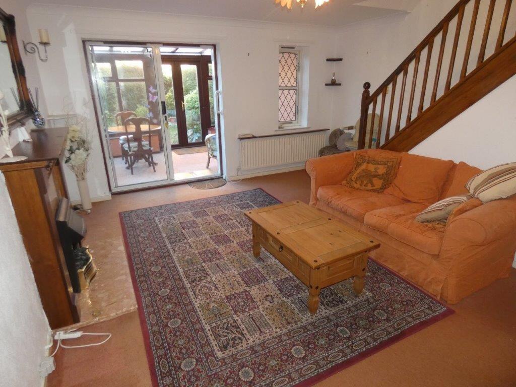 Mount Close, Killingworth, Newcastle Upon Tyne photo 3