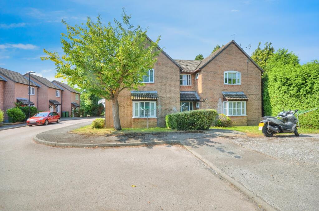 1-bed flat on Taverner Close, Southampton, Hampshire, SO19, £90,000