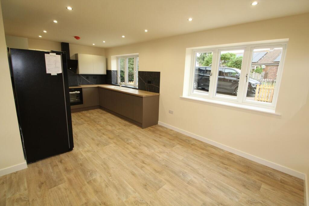 House in Harborough, North Kilworth - More