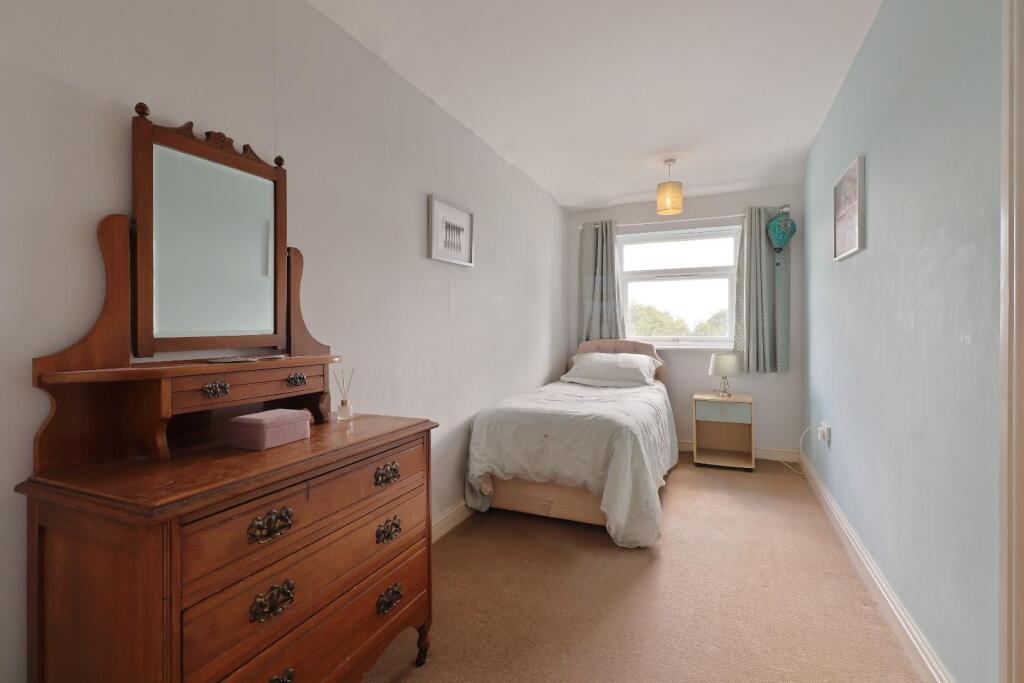 House in Sheffield - View 4