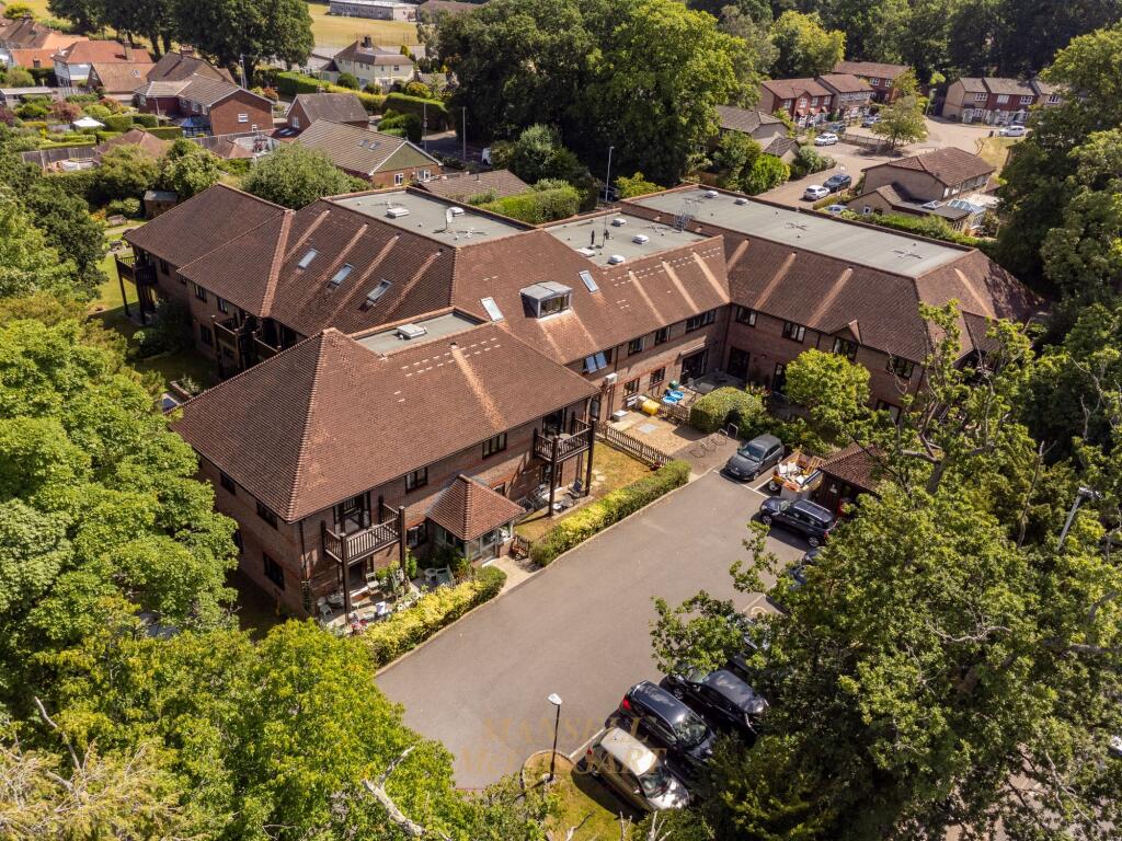 Main image of property: London Road, East Grinstead, RH19