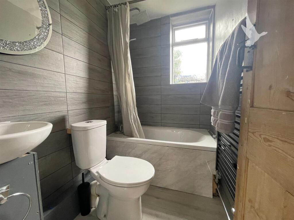 House in Maldon, Heybridge - View 4