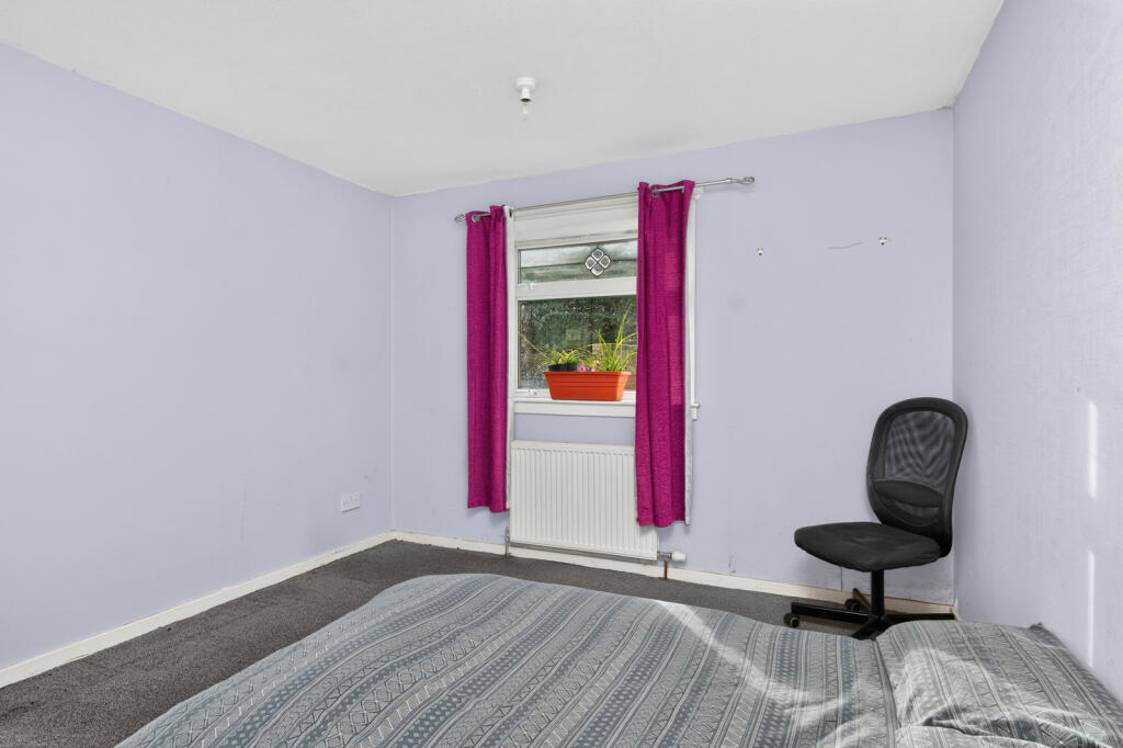 Apartment in Paisley - More