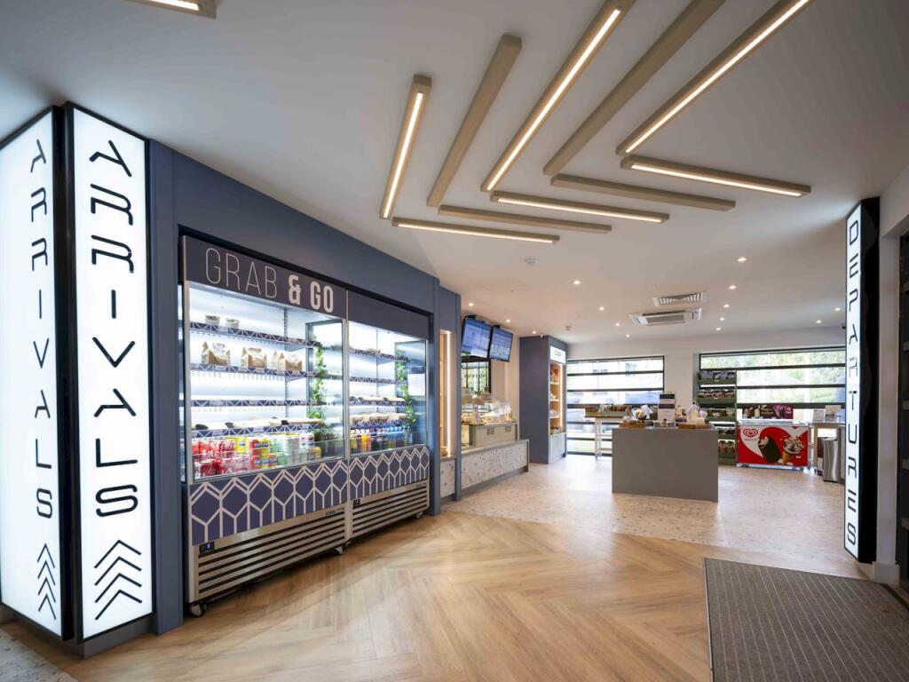 Cafe 20.jpg