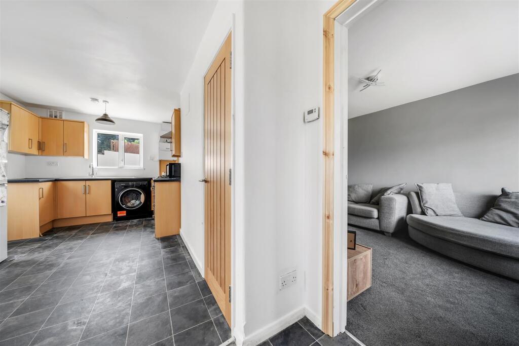 House in Weymouth, Littlemoor - View 5