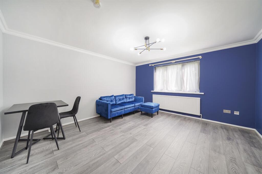 Apartment in Harrow - View 2