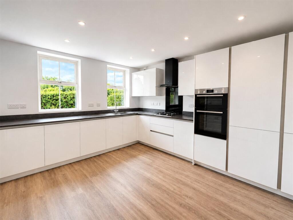 House in North Kesteven, Ruskington - View 3