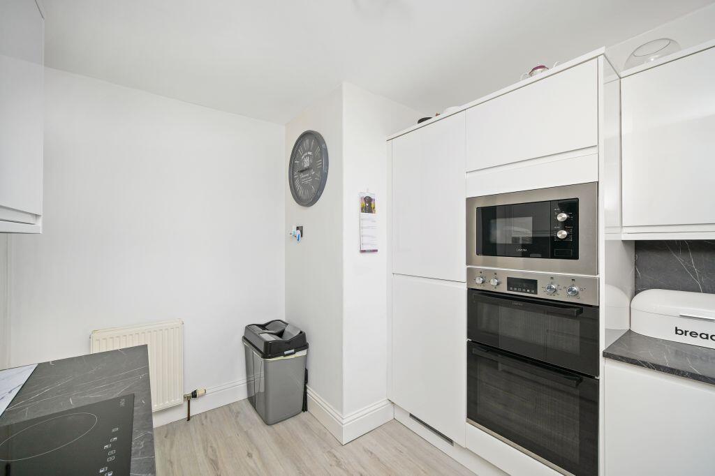 Apartment in Edinburgh - View 5