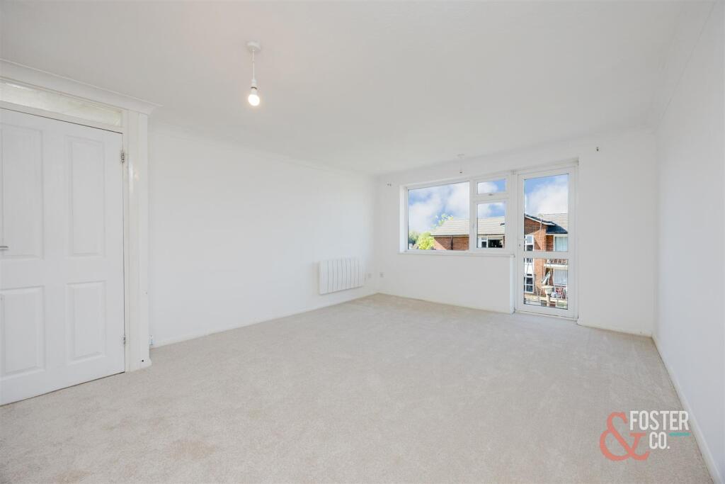 Keymer Court, Burgess Hill photo 4