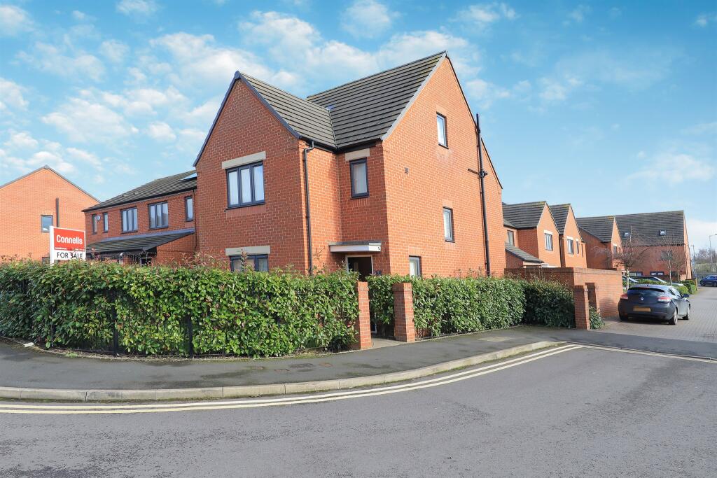 Main image of property: Uxbridge Close, Ettingshall, Wolverhampton