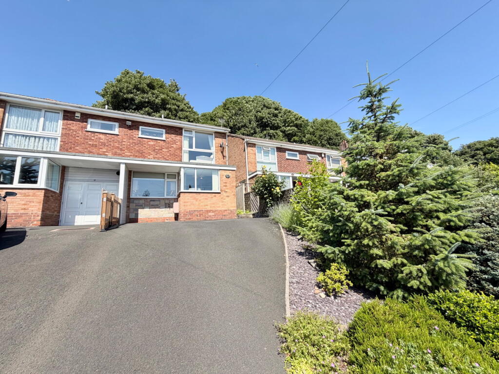 Main image of property: Oakham Road, Oakham, Dudley, DY2 7TA