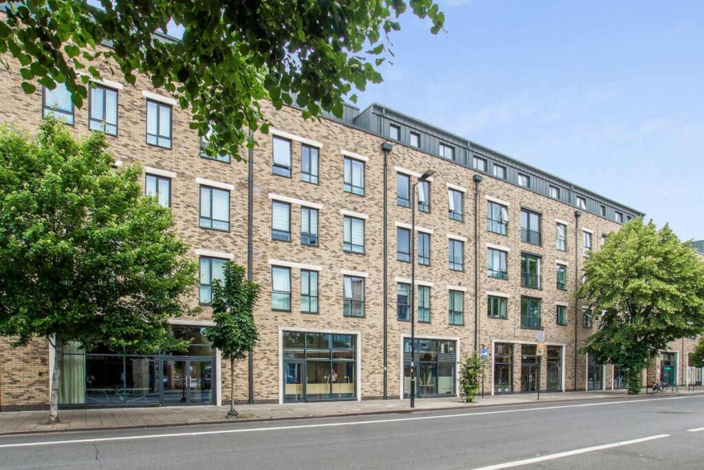 111 Seven Sisters Road