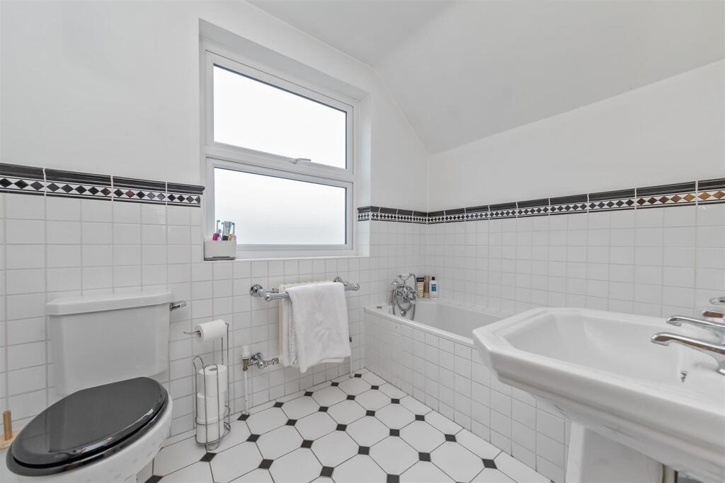 Additional image 15 of Flora Grove, St Albans