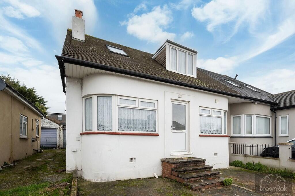 Main image of property: Hillway, London