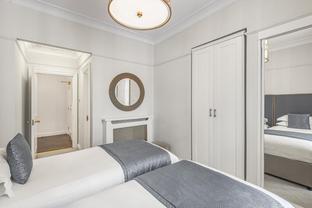 4 bedroom flat for rent