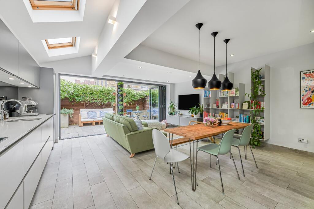 Main image of property: Kingswood Road, Brixton, London, SW2