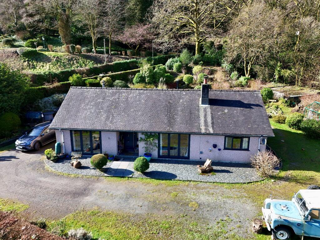 Main image of property: Y Fron, Wyle Cop Street, Dinas Mawddwy, SY20 9JD