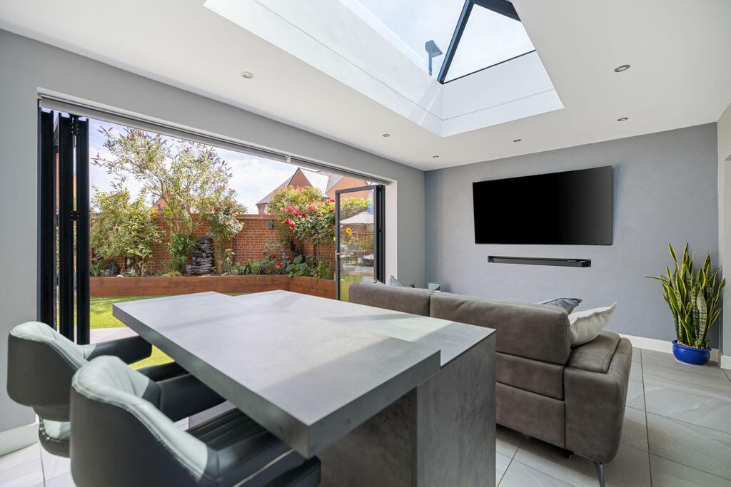 House in Chichester, Westhampnett - View 4