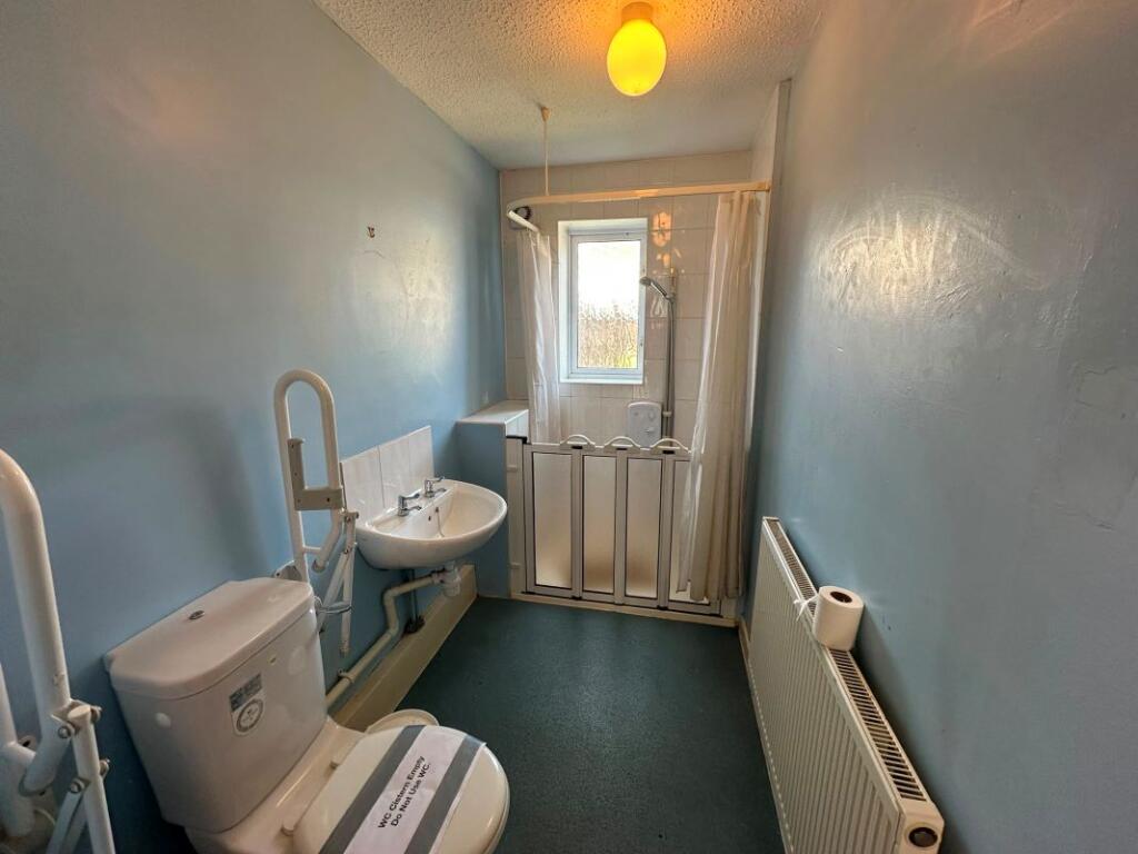 House in Portsmouth - More