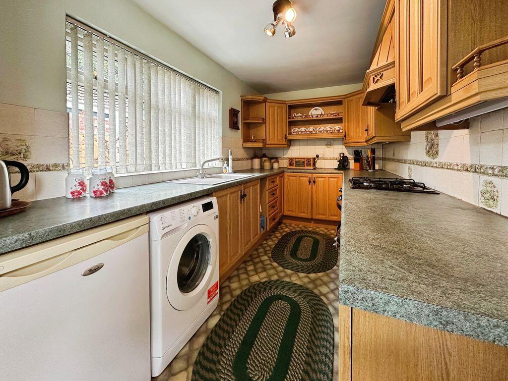 House in Walsall, Old Town, Heath End - More