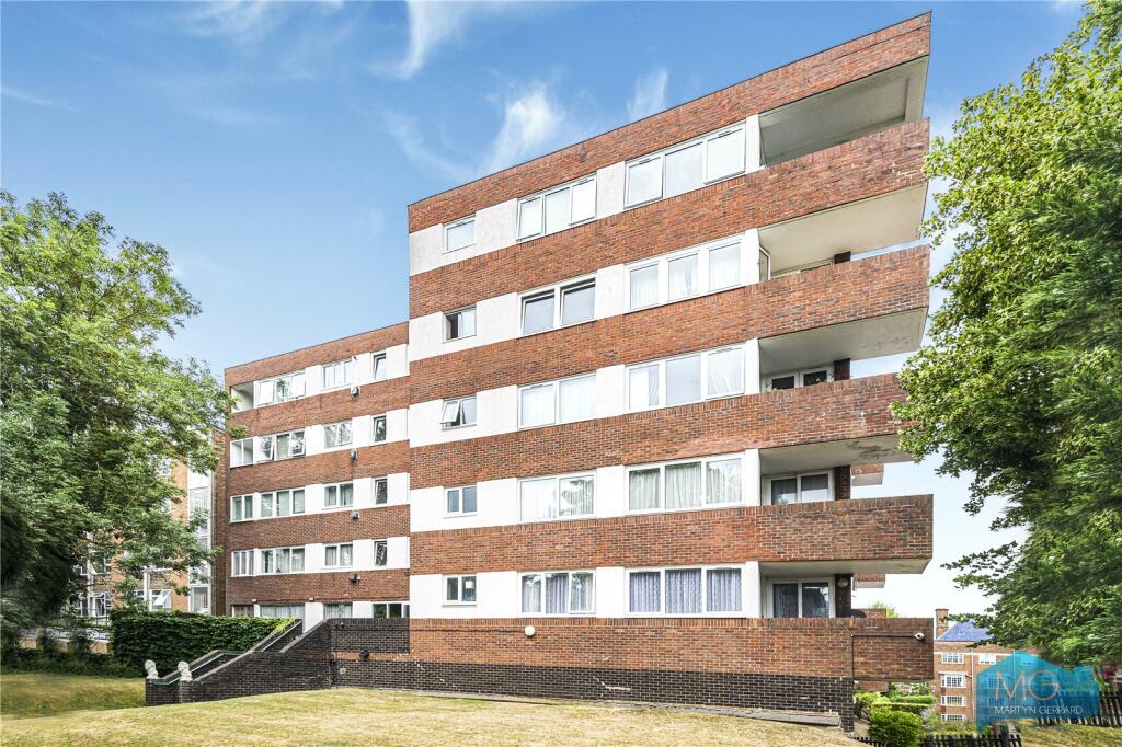 Main image of property: Ballards Lane, London, N3