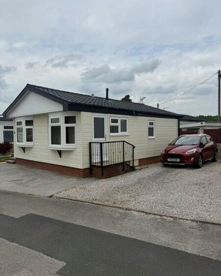 House in Preston - View 3