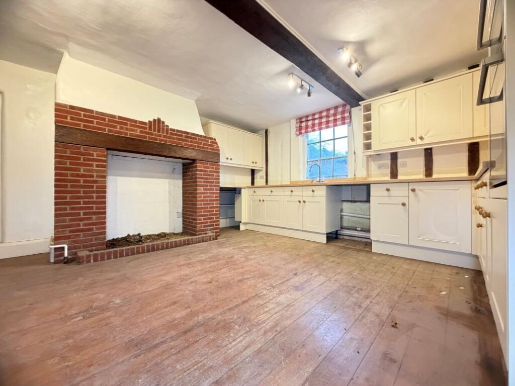 House in Ipswich - View 5