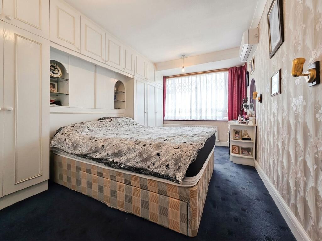 House in London - View 4