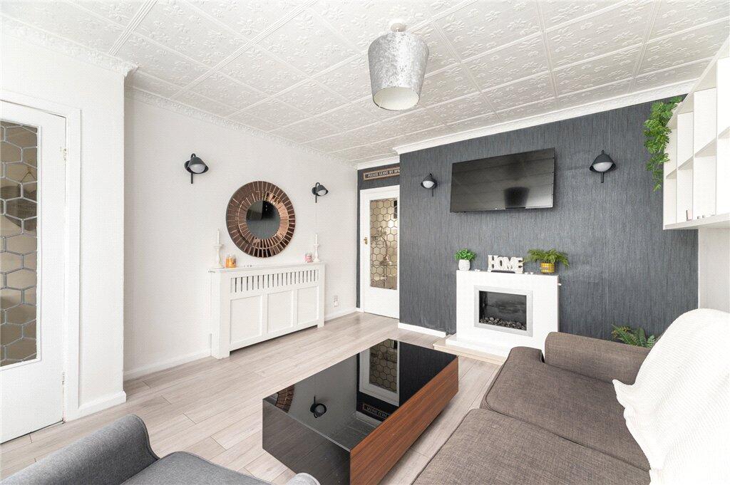 House in Leeds, Low Town End, Morley - View 2