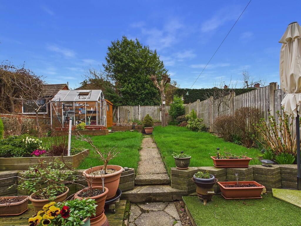 Moorland View Road, Walton photo 4
