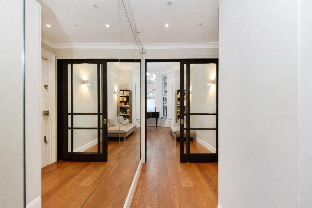 Apartment in London, Earl's Court - View 4