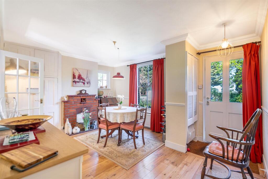 House in Epping Forest, North Weald - More