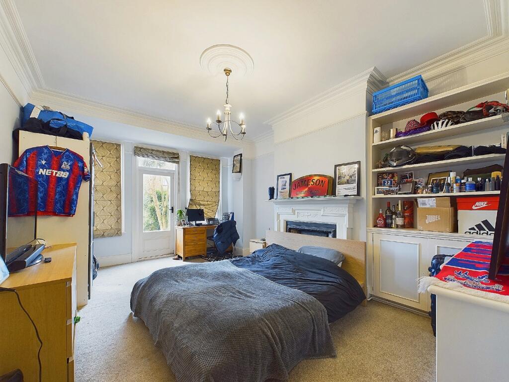 House in London, Bromley Park, Plaistow - View 5