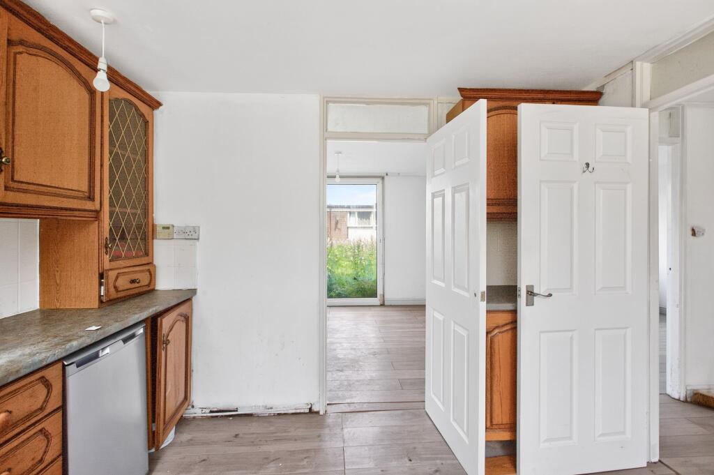 House in Sheffield, Woodhouse - More