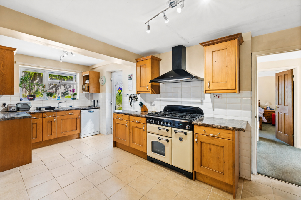 House in Lewes, Fletching Common, Newick - View 3