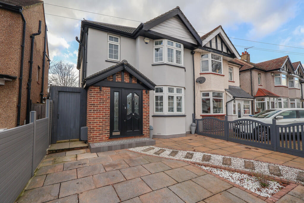 Main image of property: Princes Avenue, Tolworth