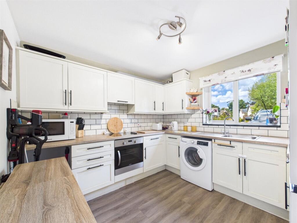 Pearse Close, Hatherleigh, Okehampton photo 3