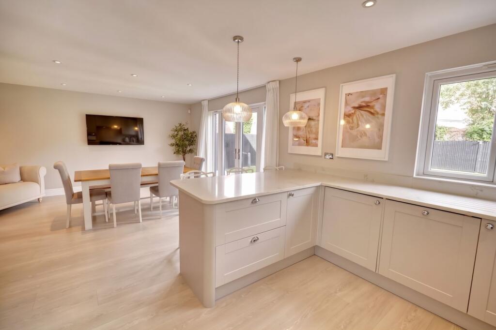 House in Chelmsford - More