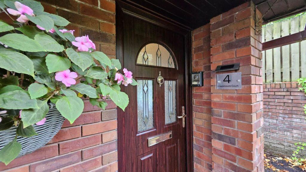Apt 4 Greenmount Court, Bolton, BL1 5HD