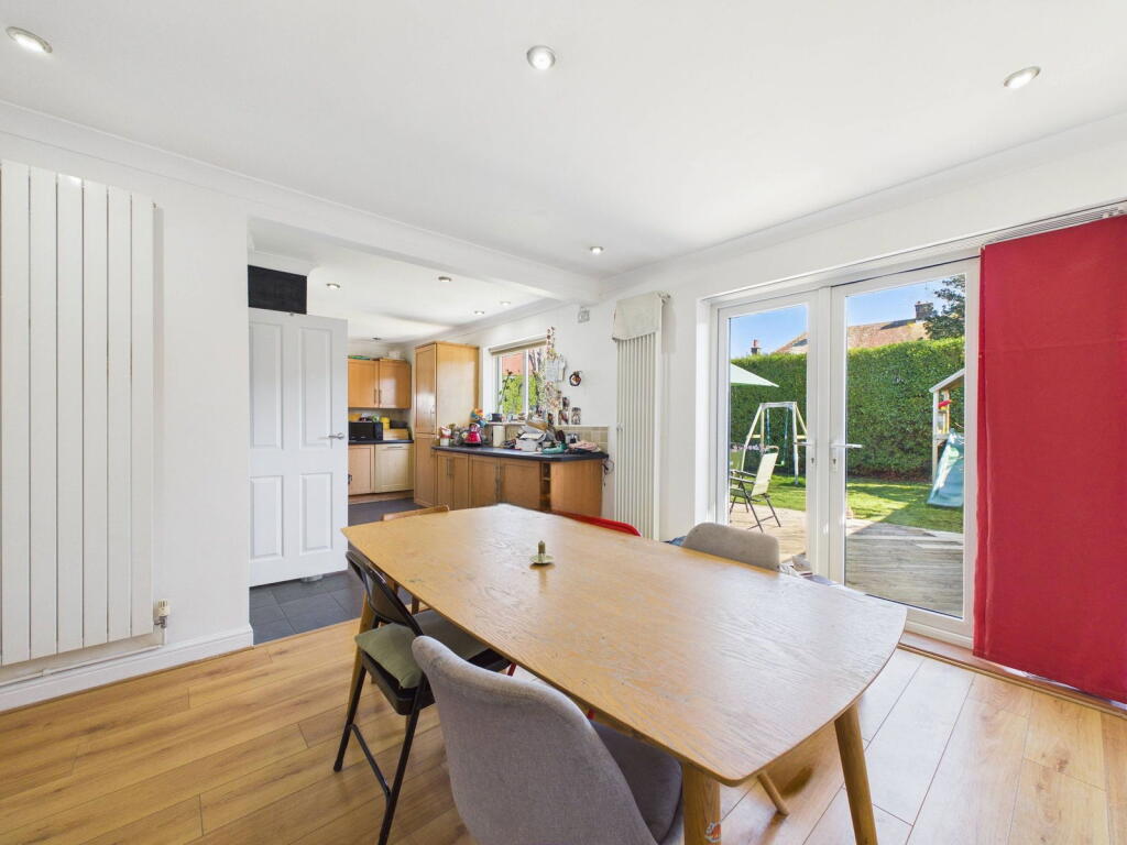 House in Worthing, West Sussex - View 3