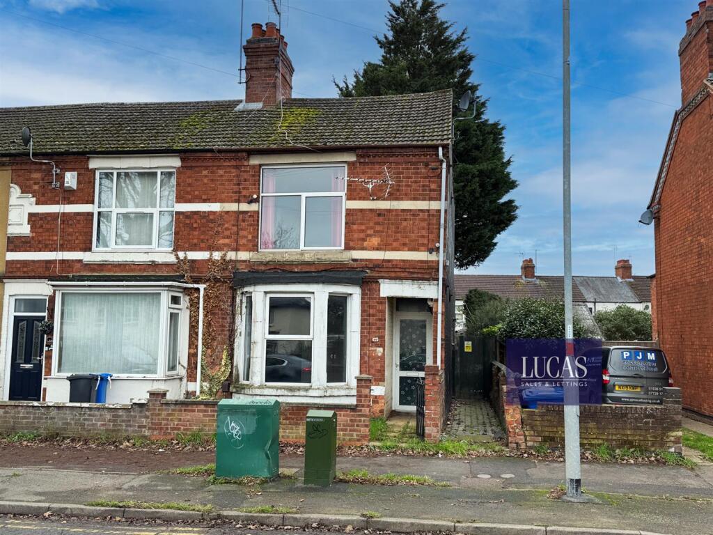 3-bed terraced on Windmill Avenue, Kettering, £150,000
