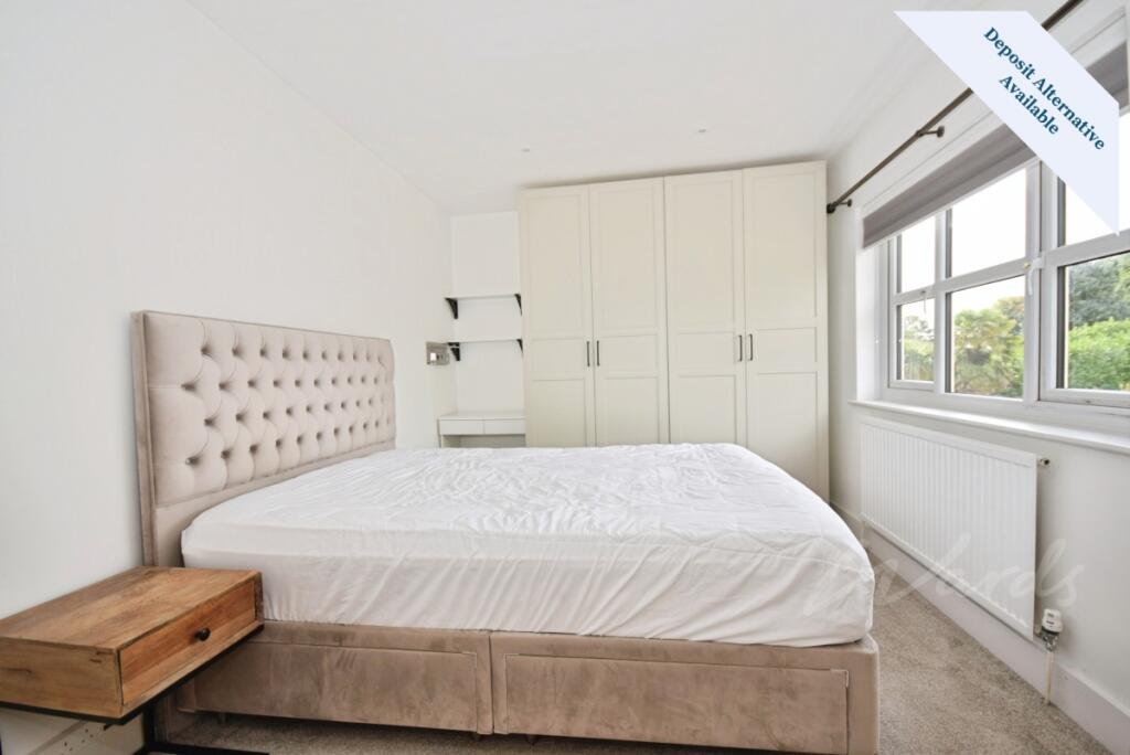 House in Ashford, Willesborough - More