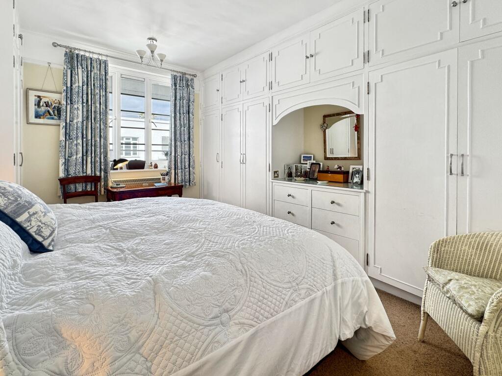 Apartment in Cowes, Isle of Wight - View 5