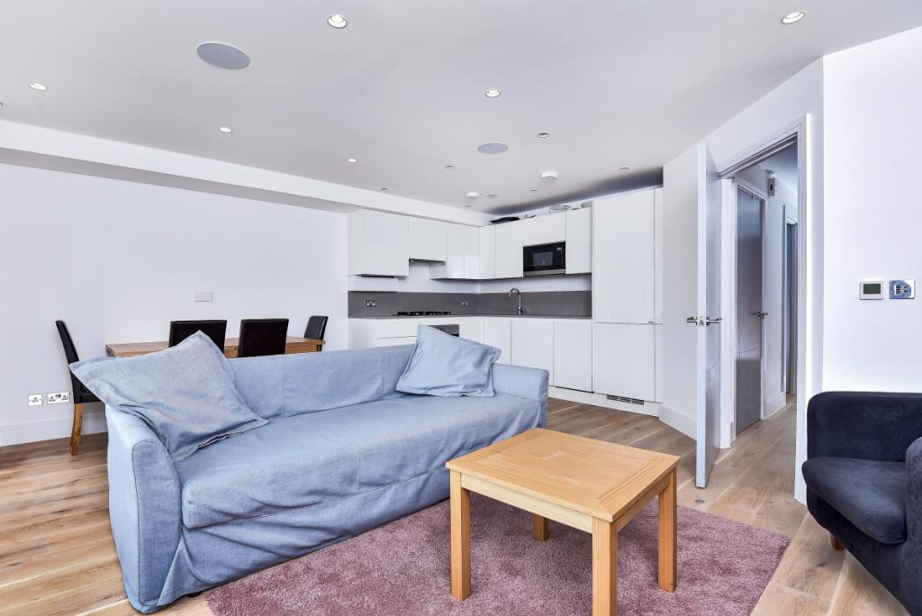 2 bedroom flat for rent