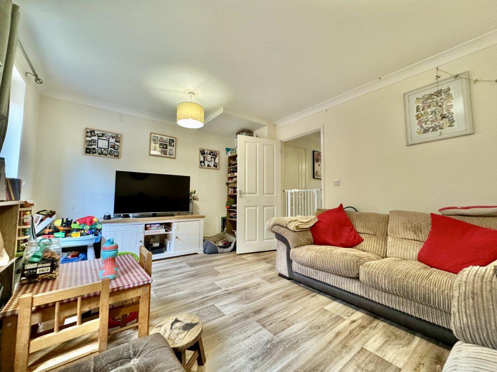 House in Yeovil, Somerset - View 2
