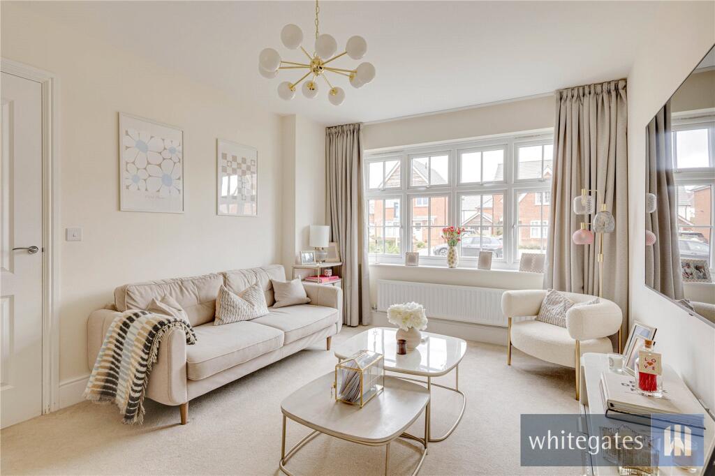 House in Knowsley, Halewood - More