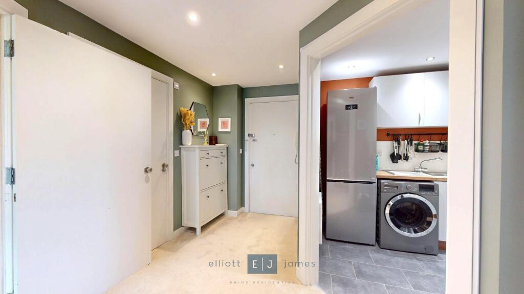 Apartment in Epping Forest, Buckhurst Hill - View 4