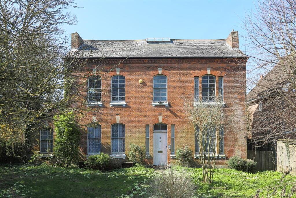 Main image of property: Main Road, Sutton At Hone, Dartford